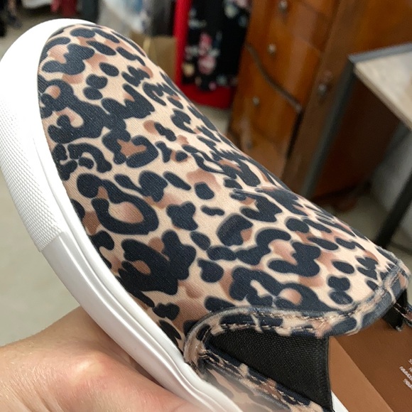 Steve Madden leopard sneakers - Picture 7 of 7